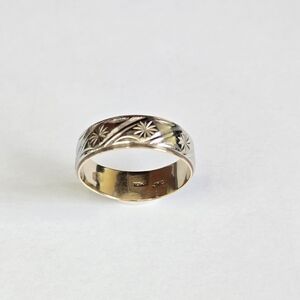 Vintage 10K Gold Wedding Band